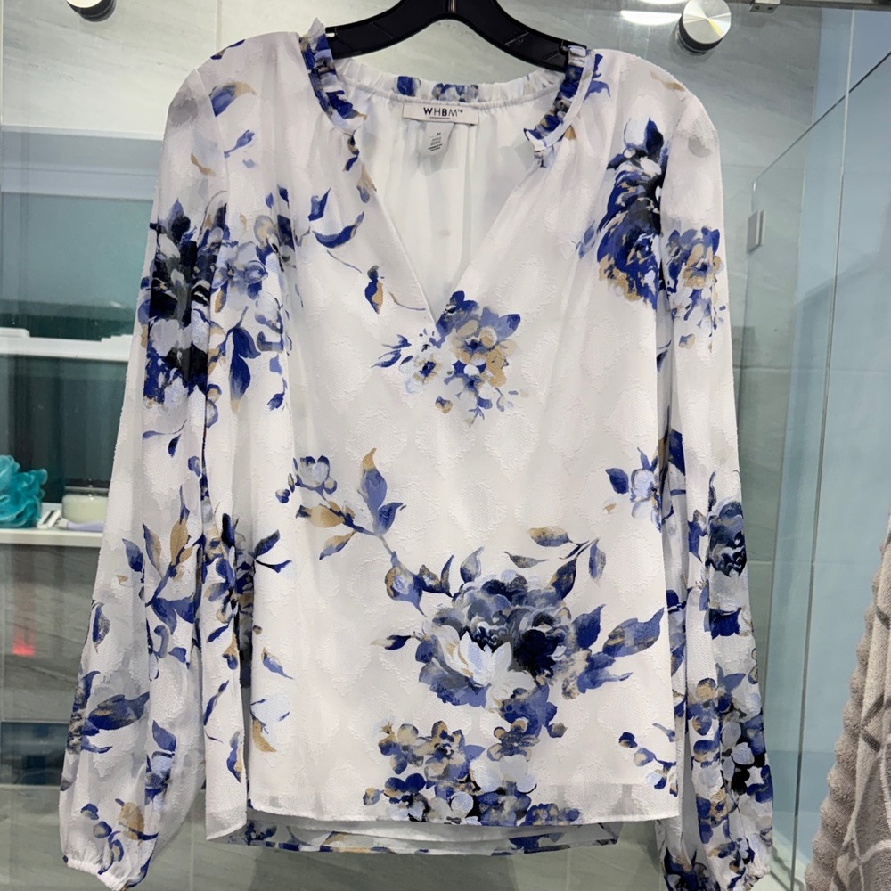 White House Black Market White and Blue Floral Blouse